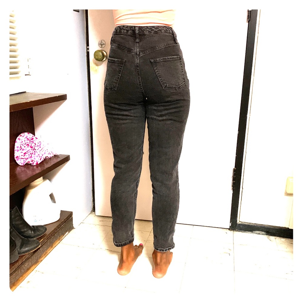 Black mom jeans